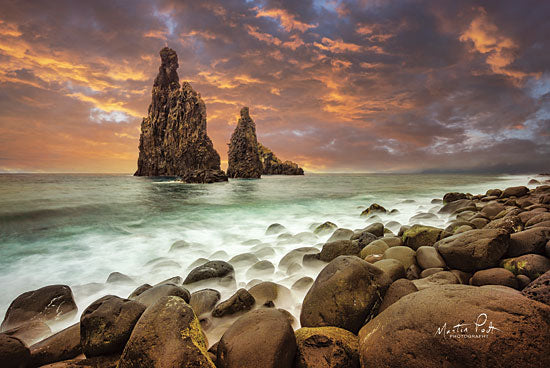 Martin Podt MPP455 - Standing Strong - 18x12 Oceans, Rocks, Coast, Landscape from Penny Lane